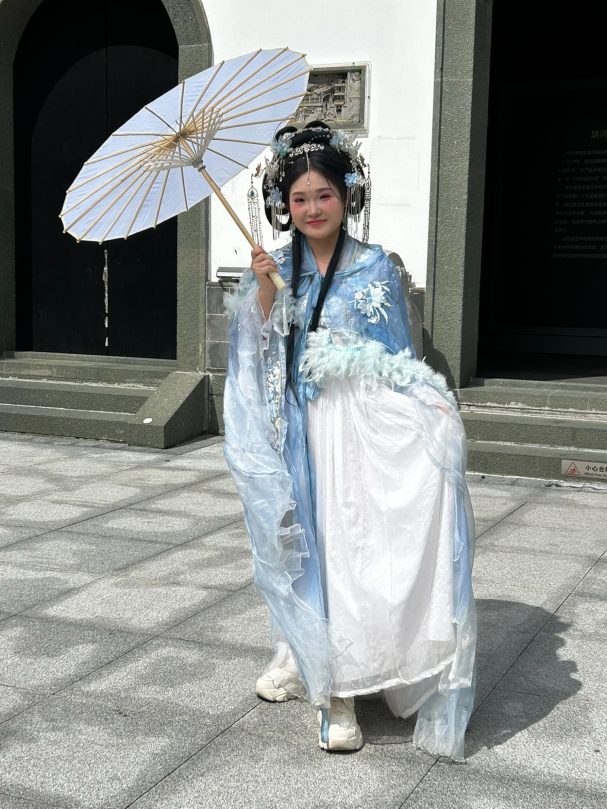 Chinese Girl in customary dress